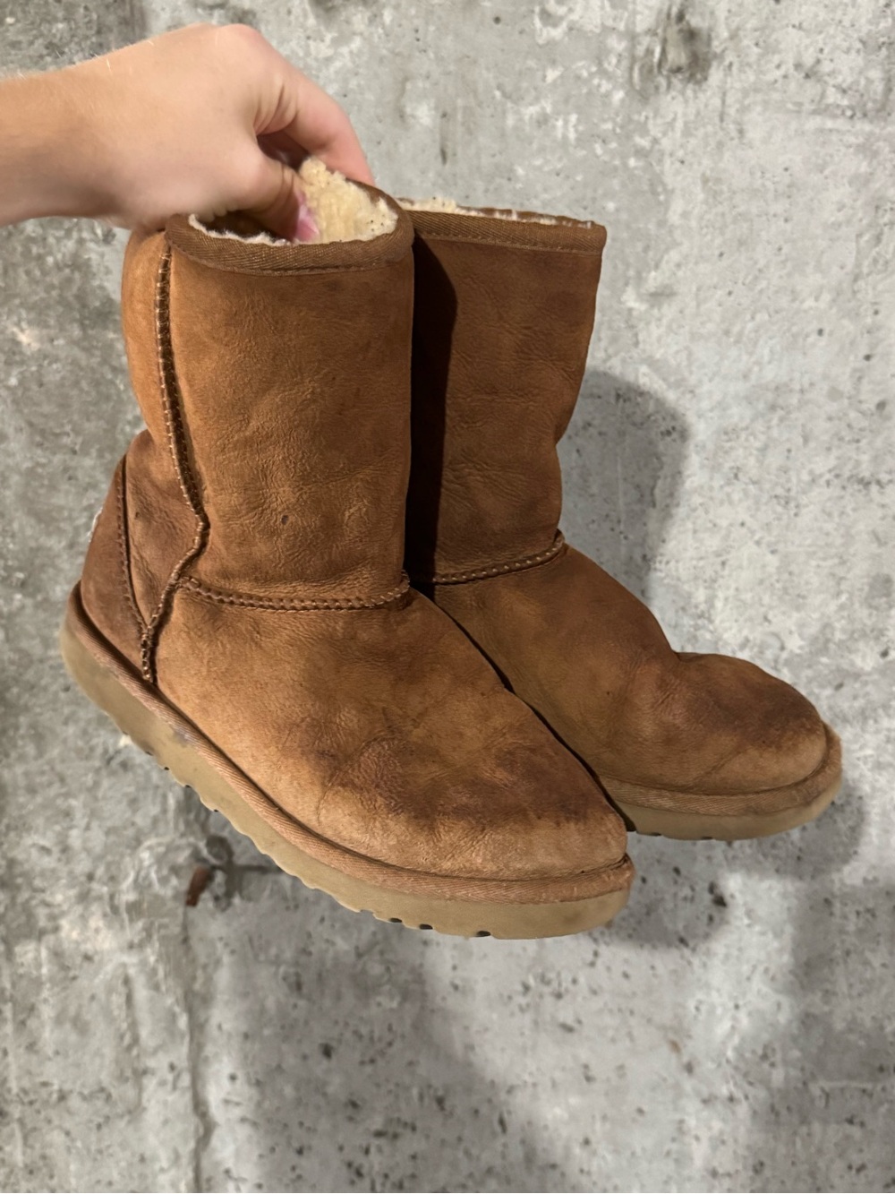 UGG Women’s Mini Boot - Brown